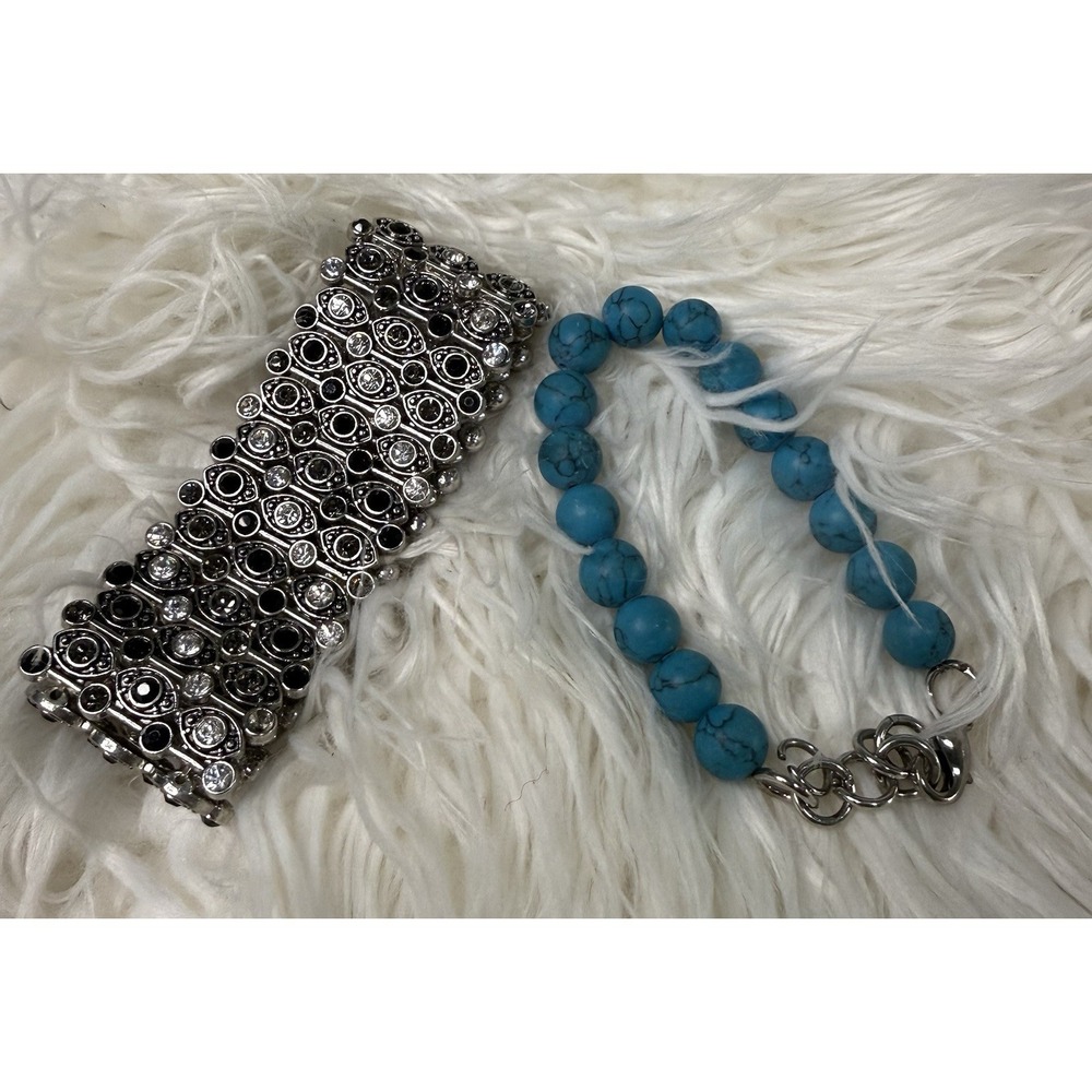 (2) Very Pretty Bracelets